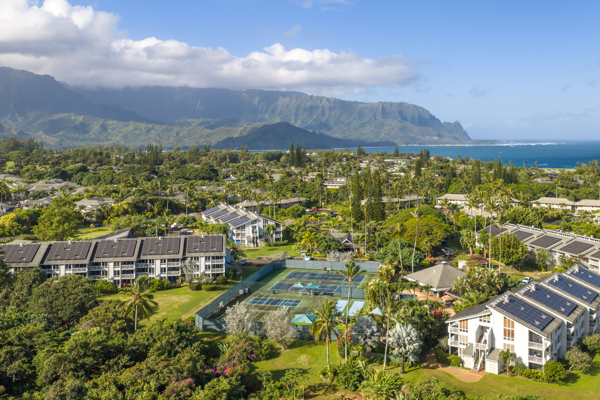 Aerial view of The Cliffs at Princeville above Kauaʻi's North Shore